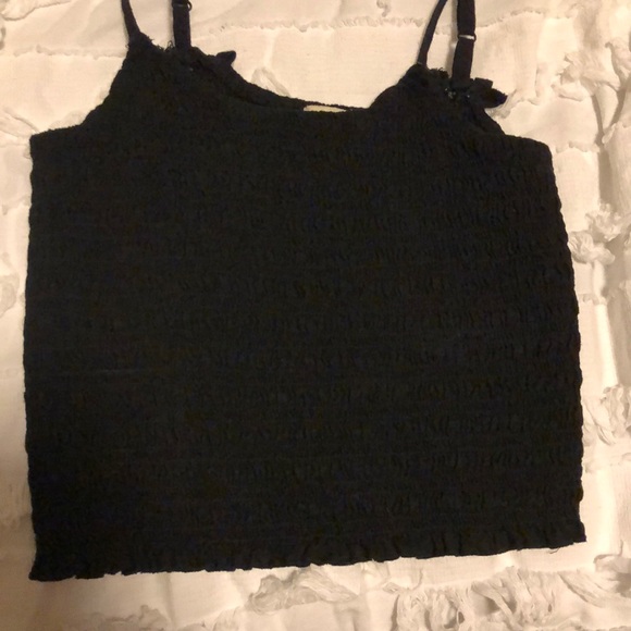 Black smocked crop top - Picture 3 of 5